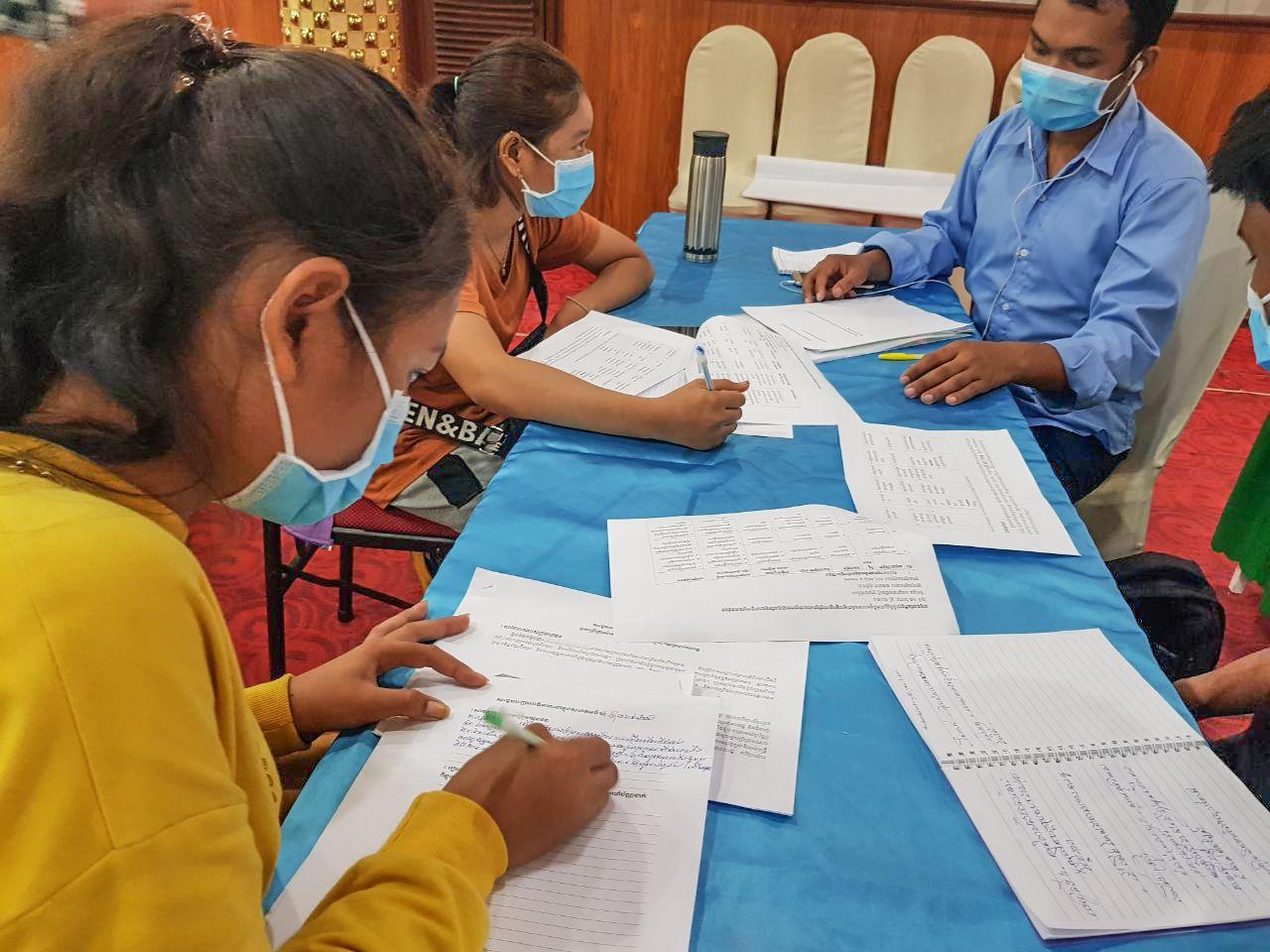 Battambang Youth Learn about the Ombudsman