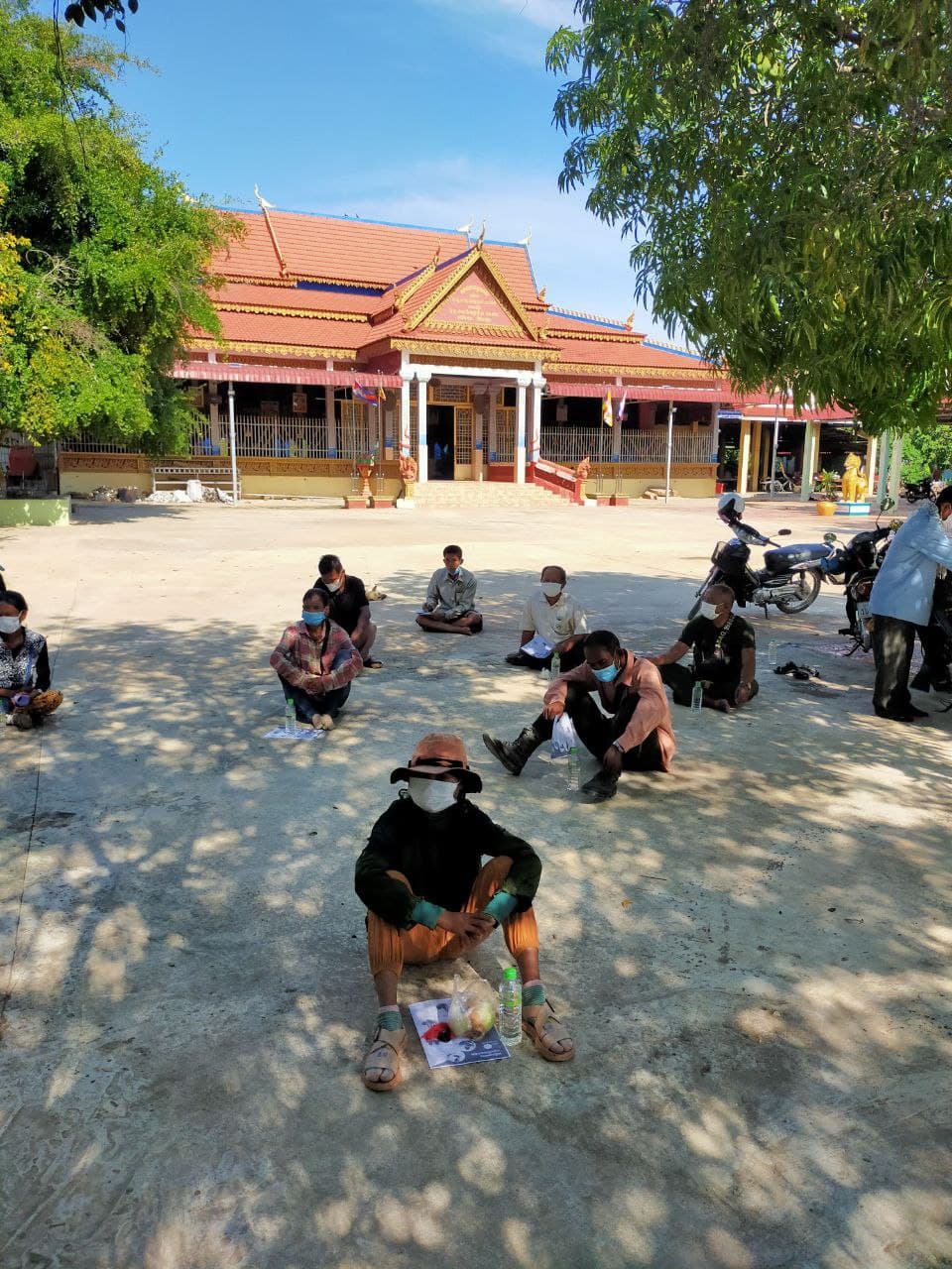 Self-Help Meeting in Mongkul Borey